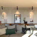 Nyaraló L'avancee Contemporain Au Coeur Du Sancy Auvergne